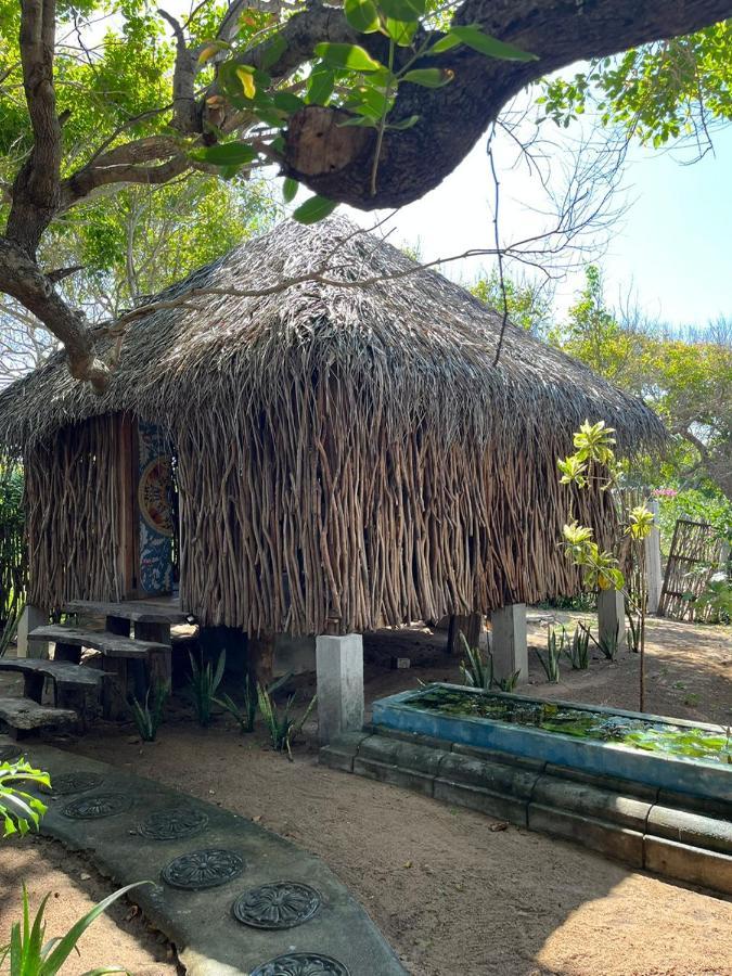 Amanta Beach Нилавели Екстериор снимка