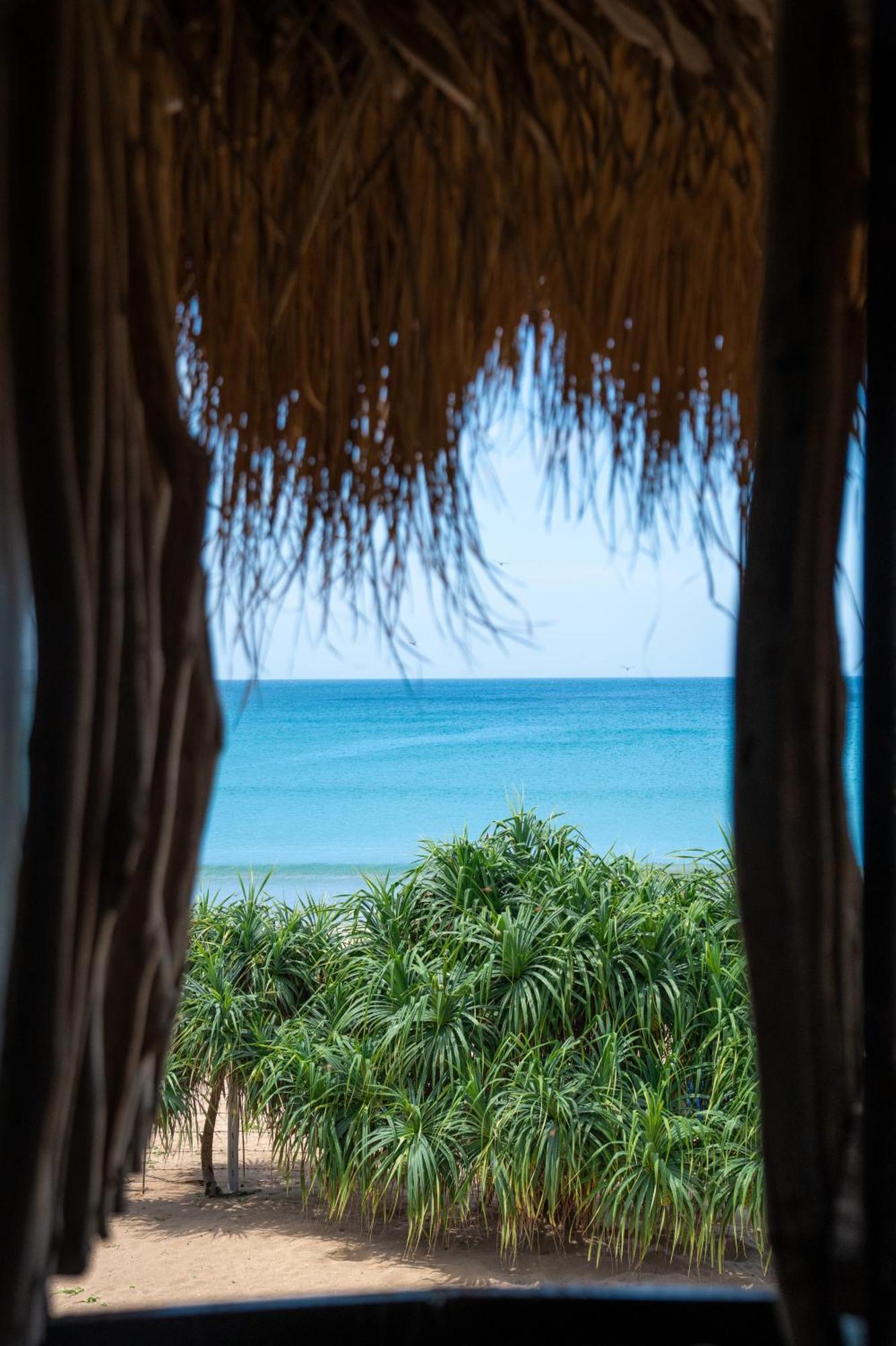 Amanta Beach Нилавели Екстериор снимка