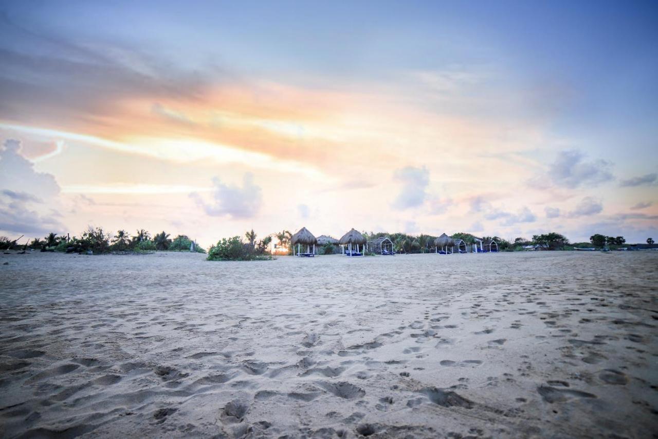 Amanta Beach Нилавели Екстериор снимка